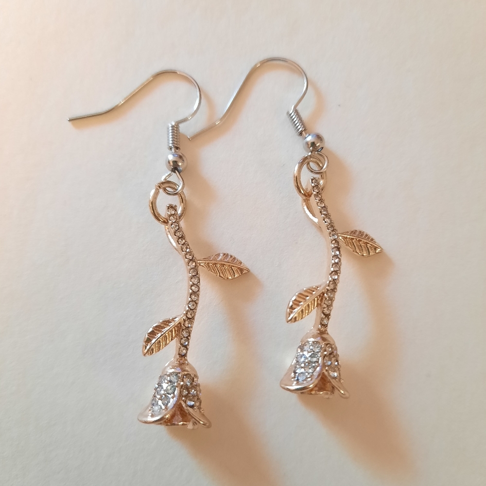Shiny Dangle Rose Earrings